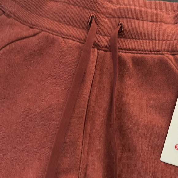 LULULEMON SCUBA HR JOGGER IN HEATHERED DATE BROWN (DBRH) SZ 2 NWT - Picture 3 of 7